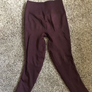 Maroon lululemon leggings